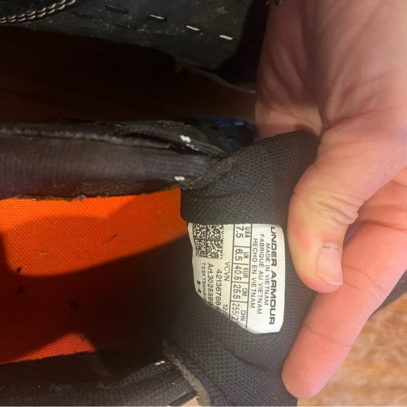 Soccer Cleats Under Armour size 7.5 - Picture 5 of 5